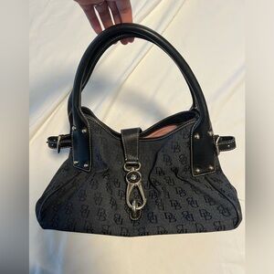 Dooney & Bourke medium size gray and black purse
